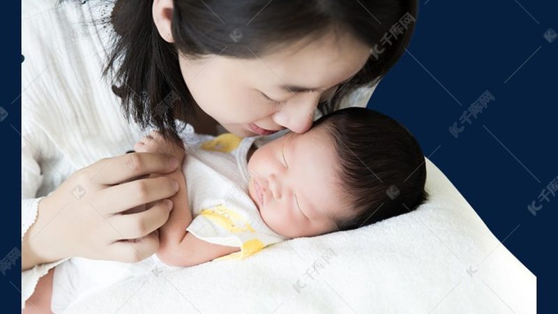 母婴护理员：呵护宝宝成长的守护者